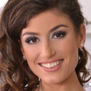 Julia Roca - Pornstar profile photo